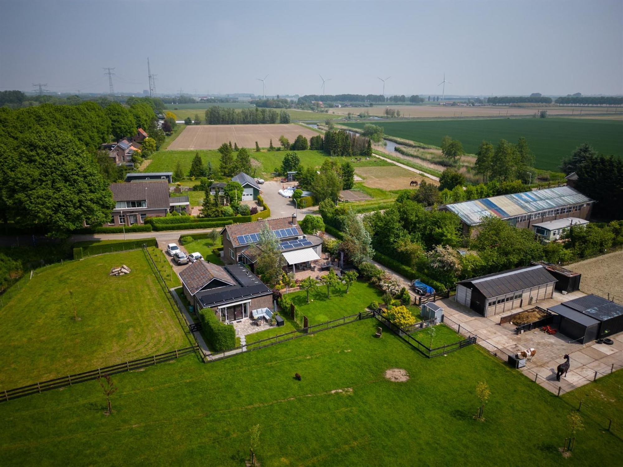 Vakantiewoning Le Garaazje 'S-Gravendeel エクステリア 写真