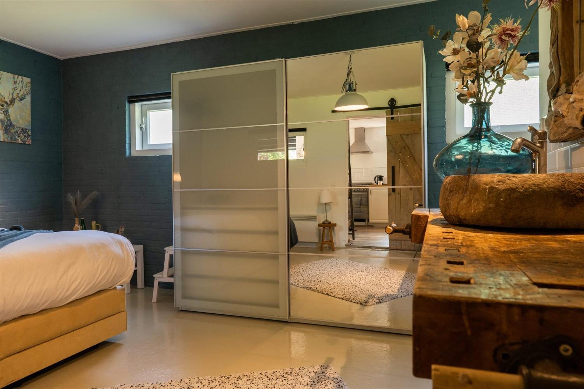 Vakantiewoning Le Garaazje 'S-Gravendeel エクステリア 写真