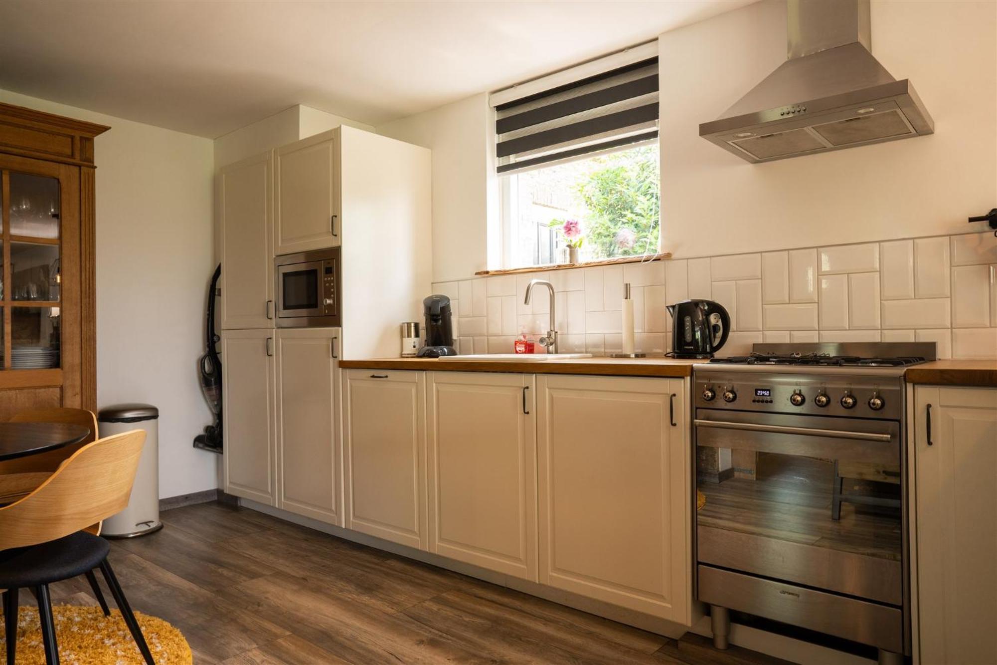 Vakantiewoning Le Garaazje 'S-Gravendeel エクステリア 写真