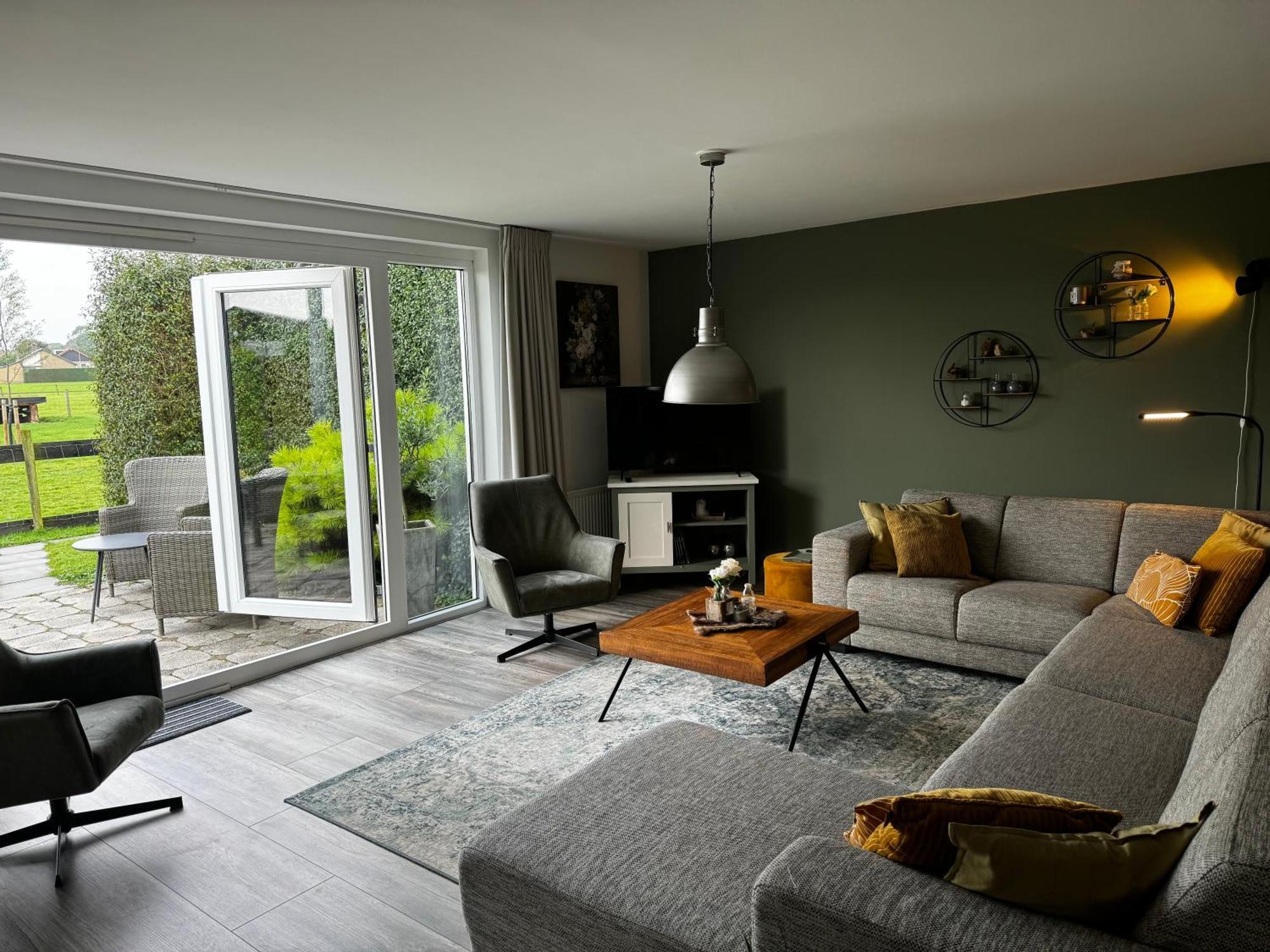 Vakantiewoning Le Garaazje 'S-Gravendeel エクステリア 写真
